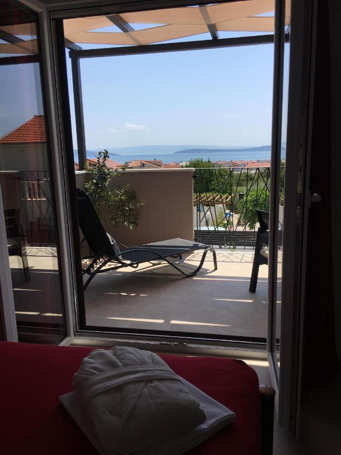 Villa Fides With Private Pool, Garden And Sea View Kaštel Novi Exteriér fotografie